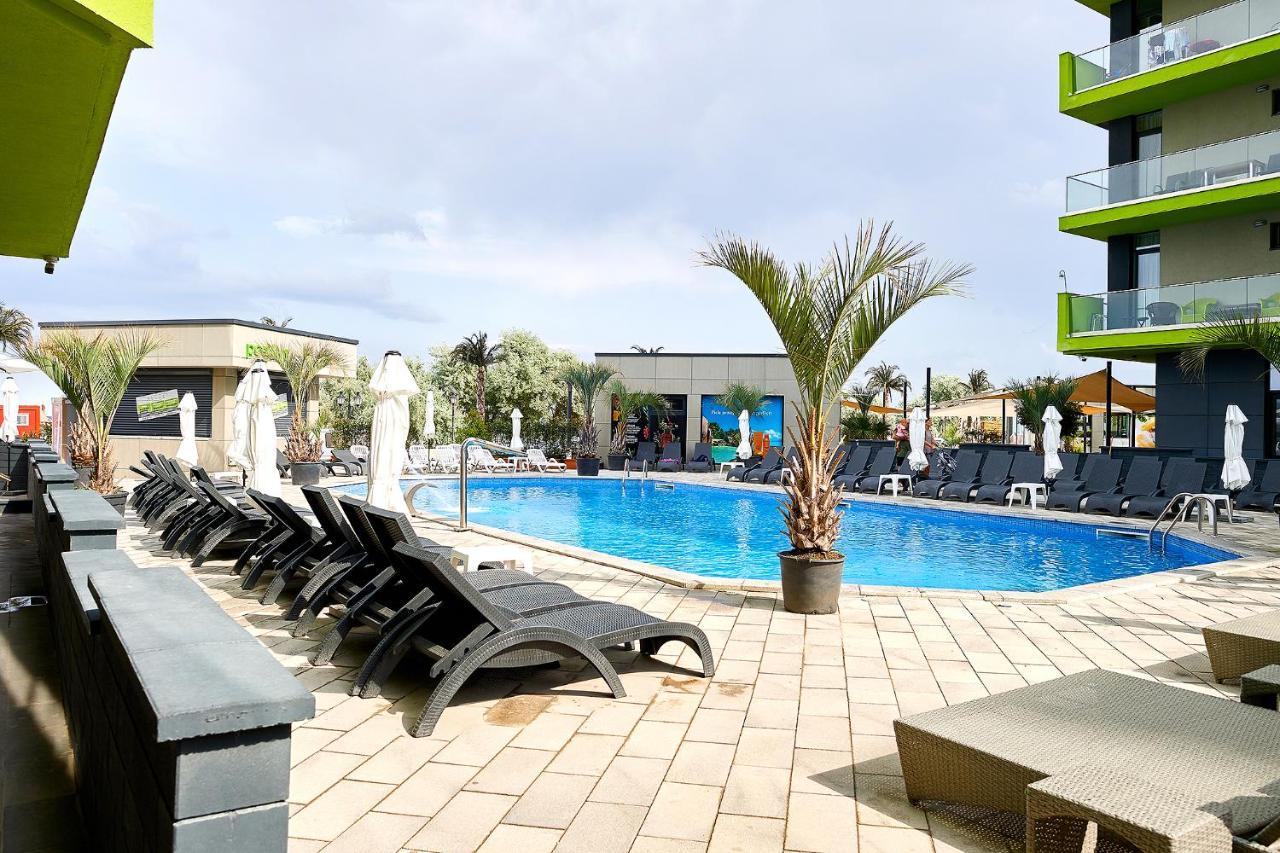 Maya Apartment- Spa N Pools Beach Resort Мамая Екстер'єр фото